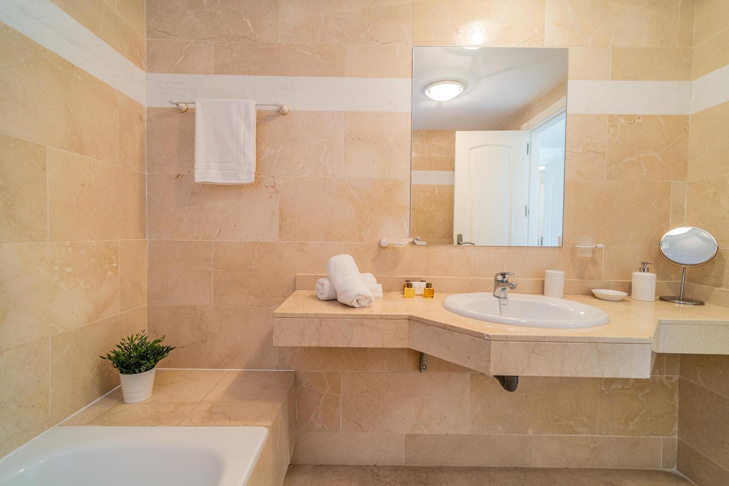 Excellent Banus With Pool And Parking Rdr473 Apartment *