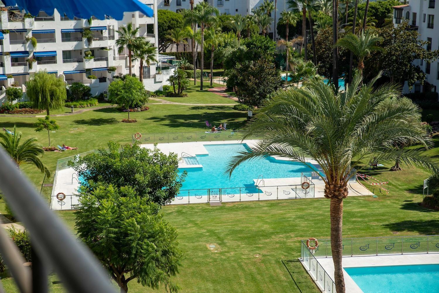 Excellent Banus With Pool And Parking Rdr473 Apartment