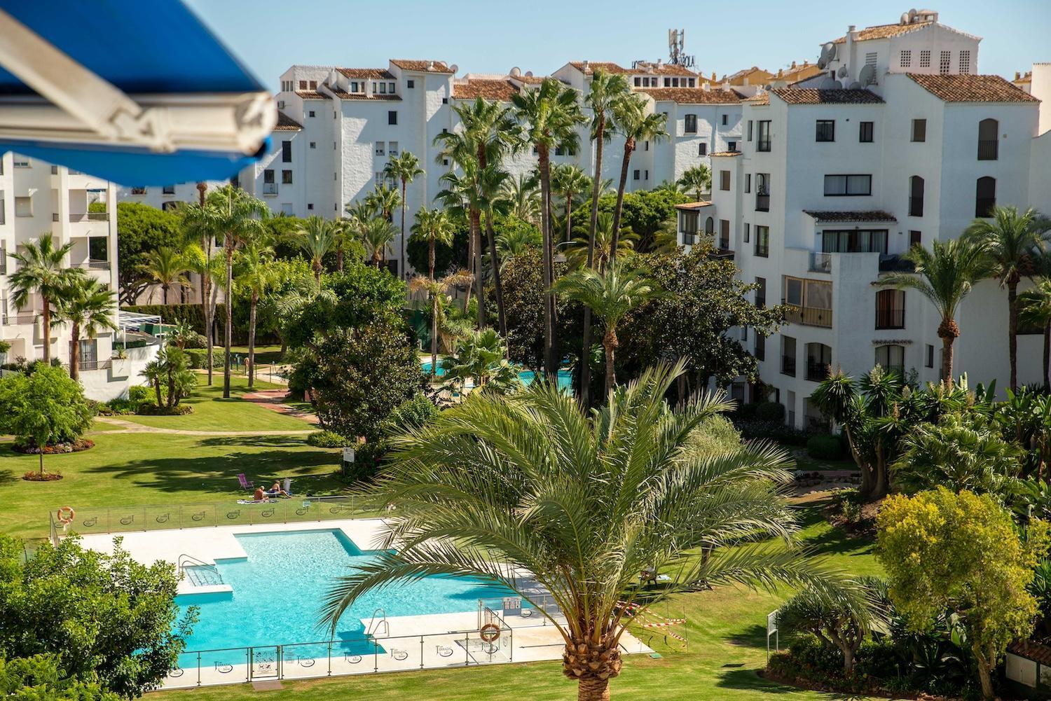 Excellent Banus With Pool And Parking Rdr473 Apartment Marbella